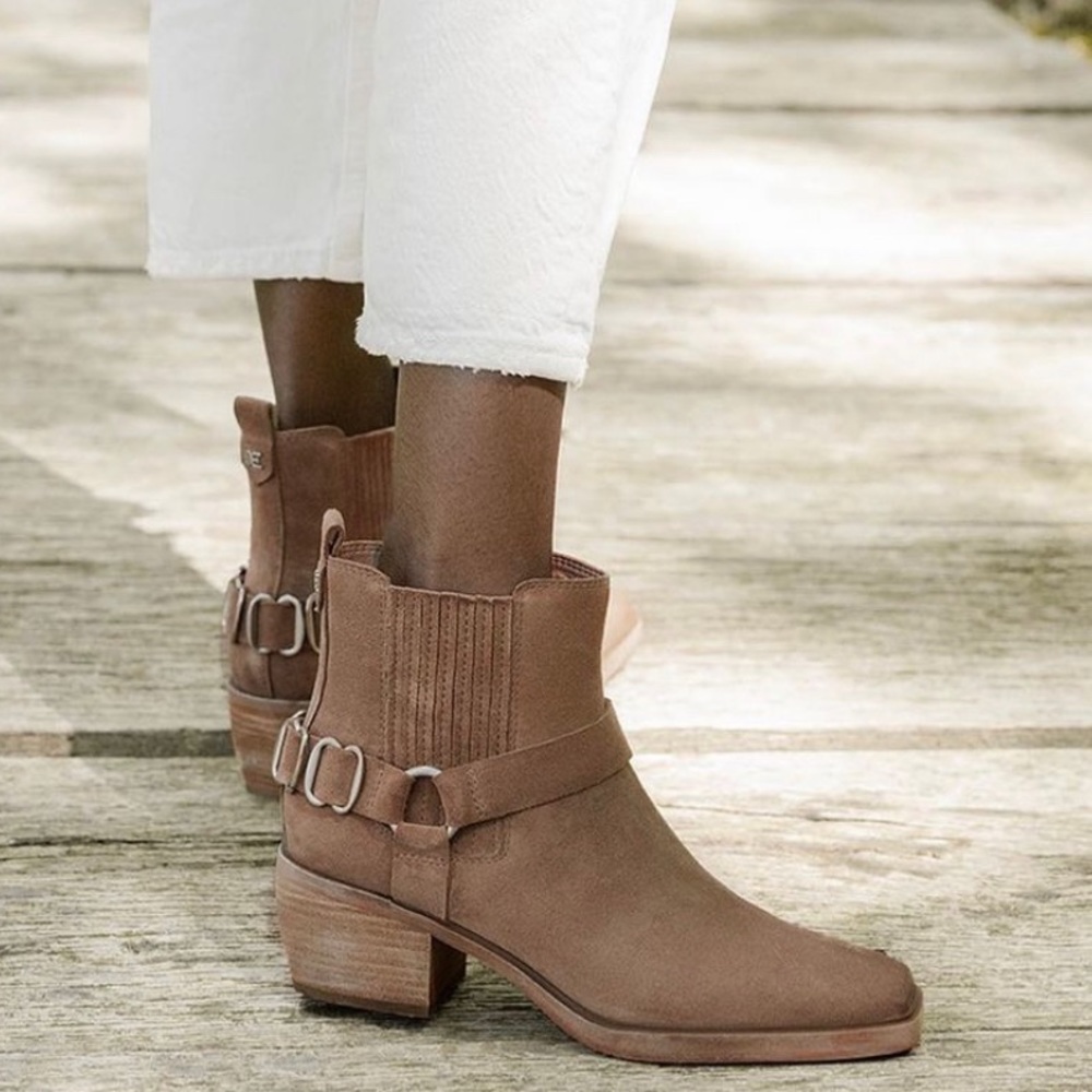 New SAM EDELMAN Bellamie Bootie